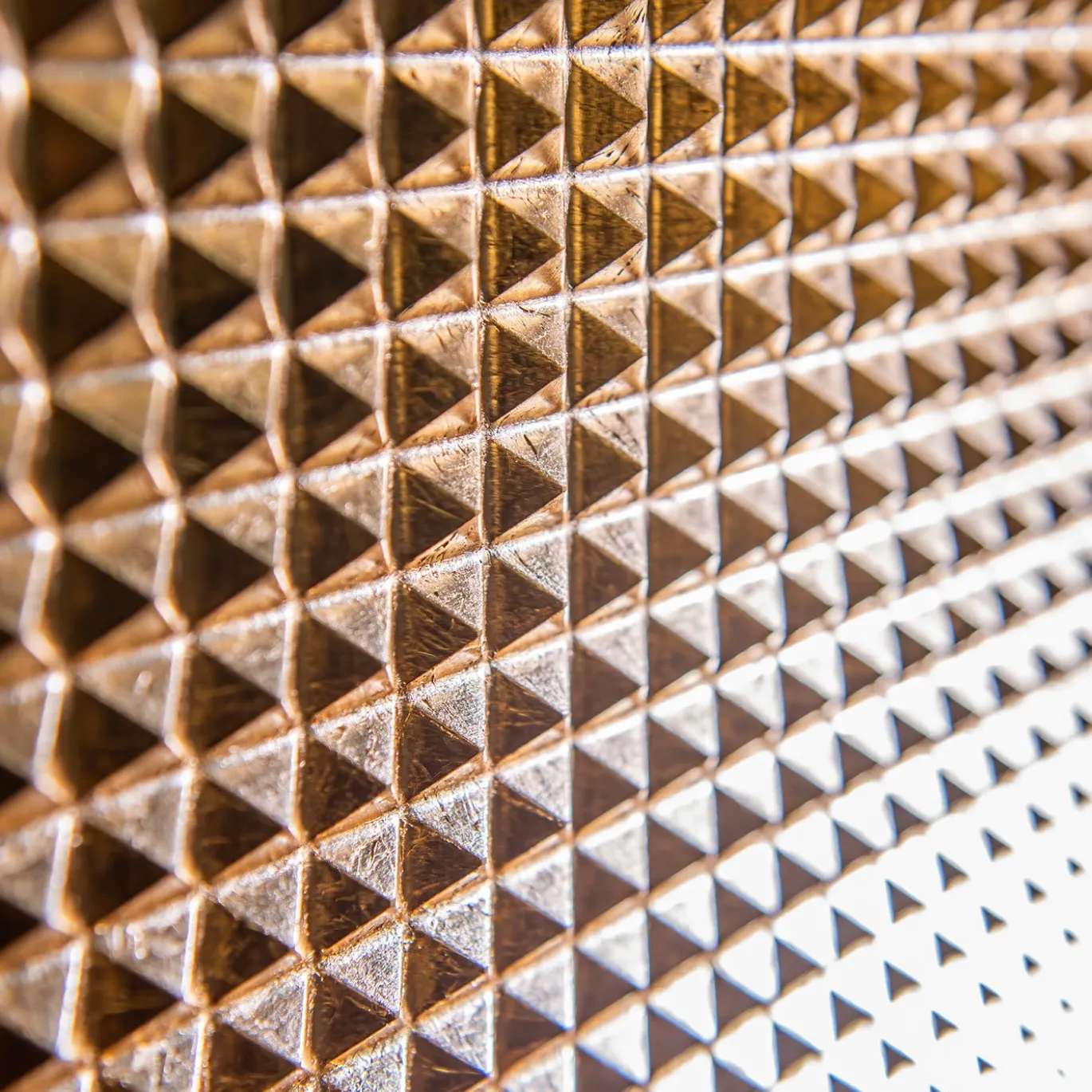 Alfama 3 Credenza d'Oro