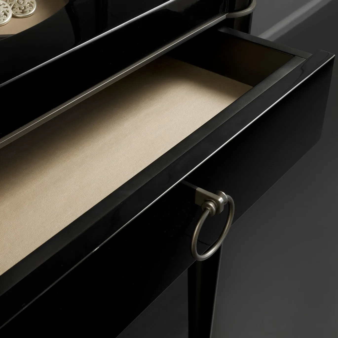 Ambra Vanity Desk