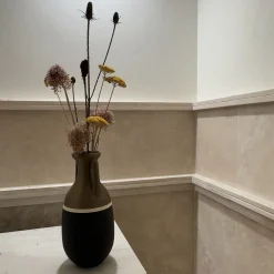 Anfora Teodosio XL in Nero Latte e Bronzo