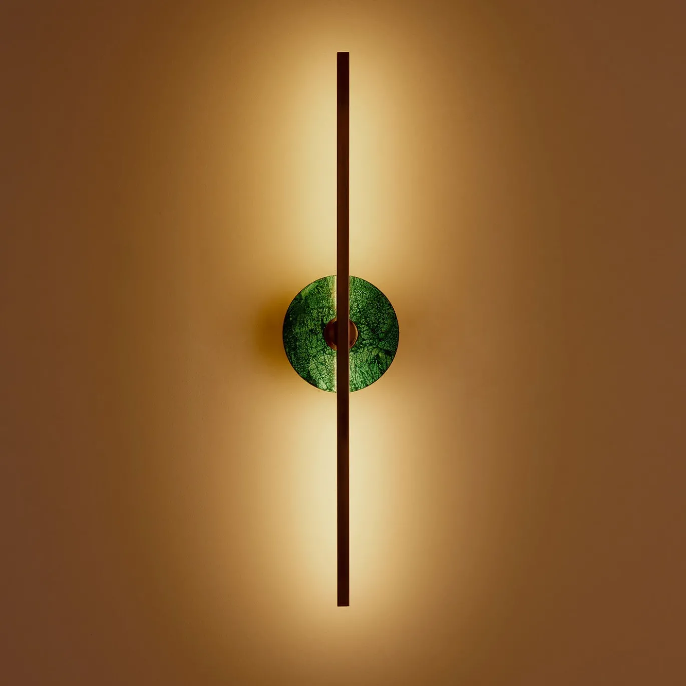 Applique Essential/ Elite Stick in ottone lucido e malachite