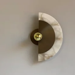Applique Levante in bronzo e alabastro