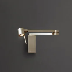 Applique Manhattan Bronze AP di Alltogether