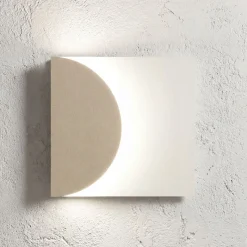 Applique Modulare D in ferro con finitura bianca e pietra beige