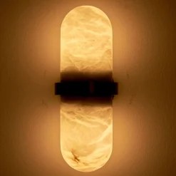 Applique Pill in bronzo di Droulers Architecture