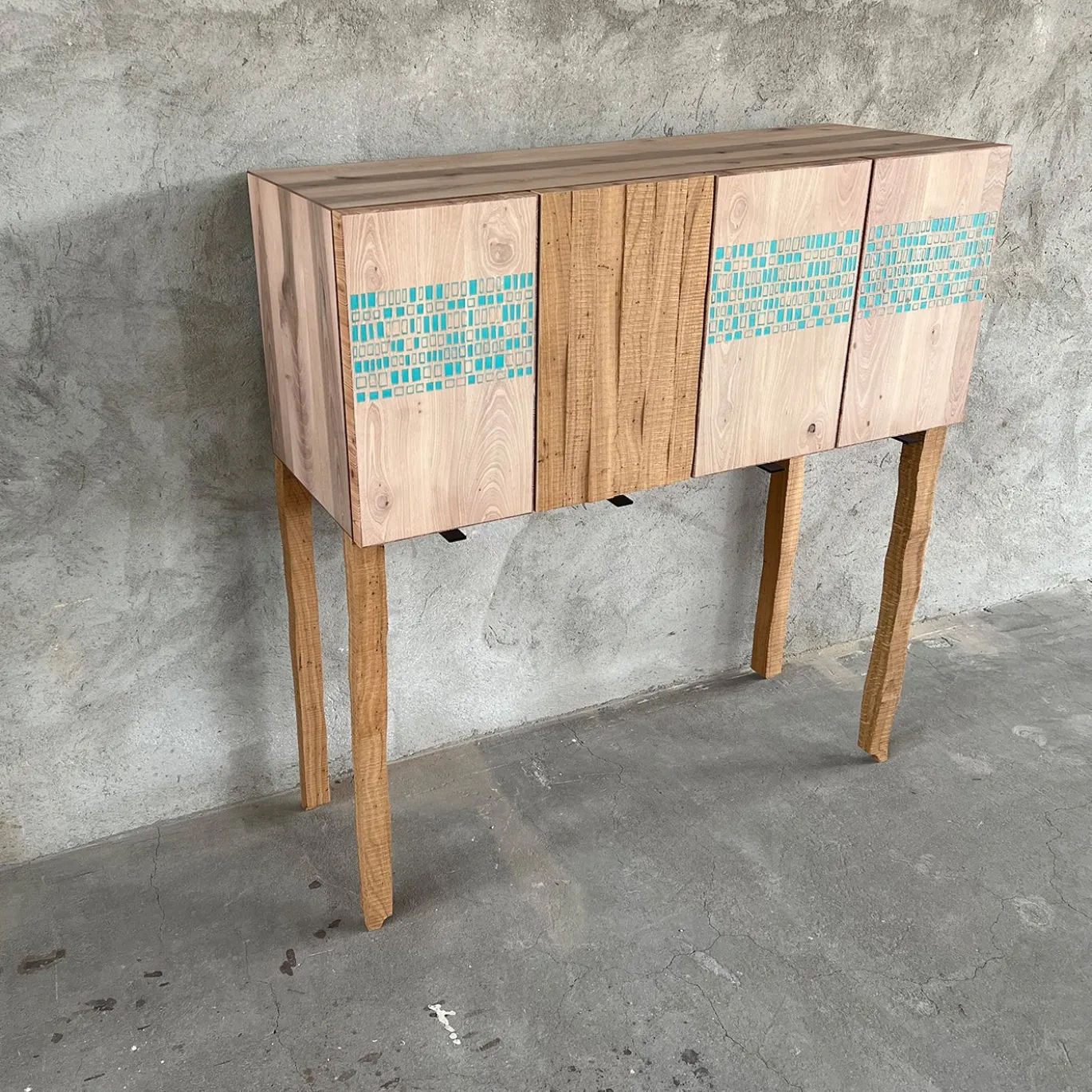 Armadio in legno marrone e azzurro chiaro Archi-Traccia