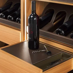 Armadio per vini in pelle marrone Eno