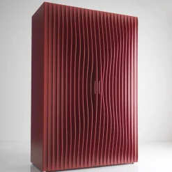 Armadio rosso misto di Karim Rashid