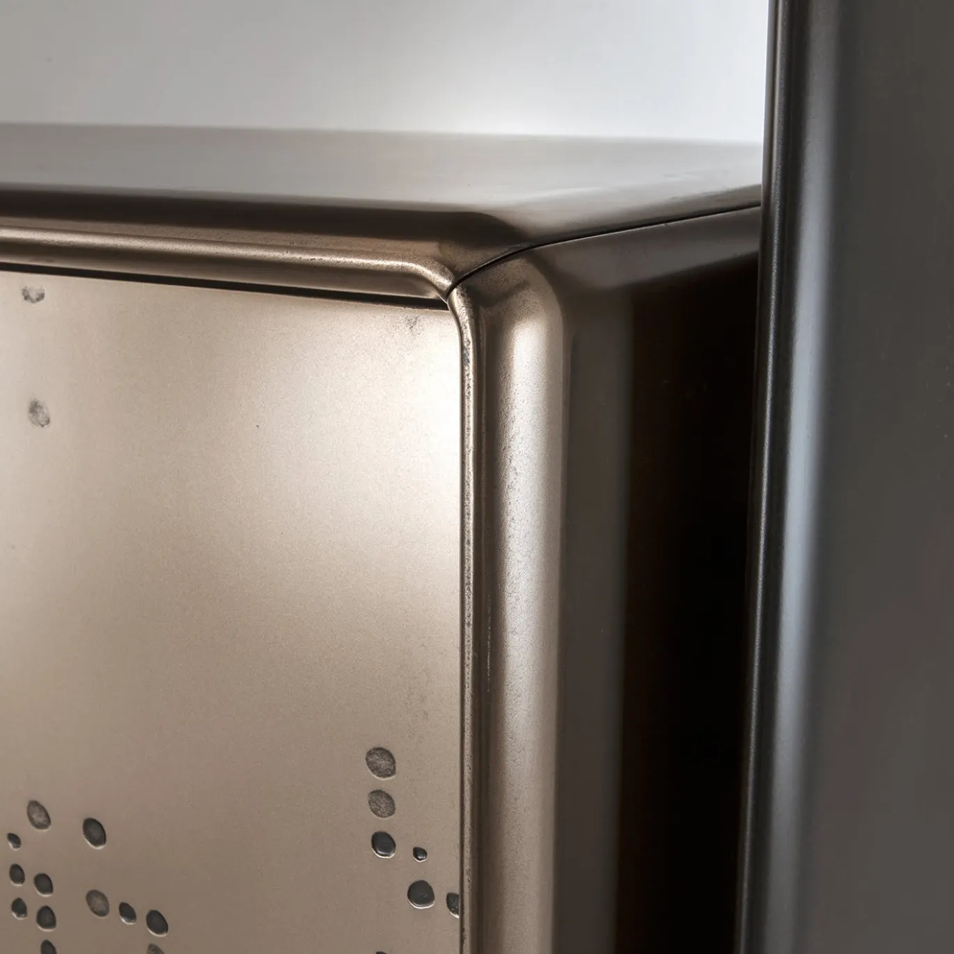 Armadio Talento Unlimited di Edoardo Colzani Design