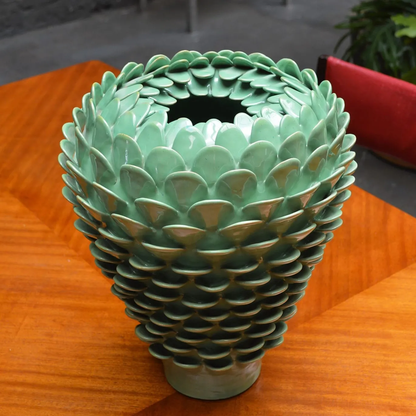 Artemisia N.11 Vaso fitomorfo verde