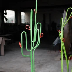 Attaccapanni Cactus in Ferro Battuto Nero