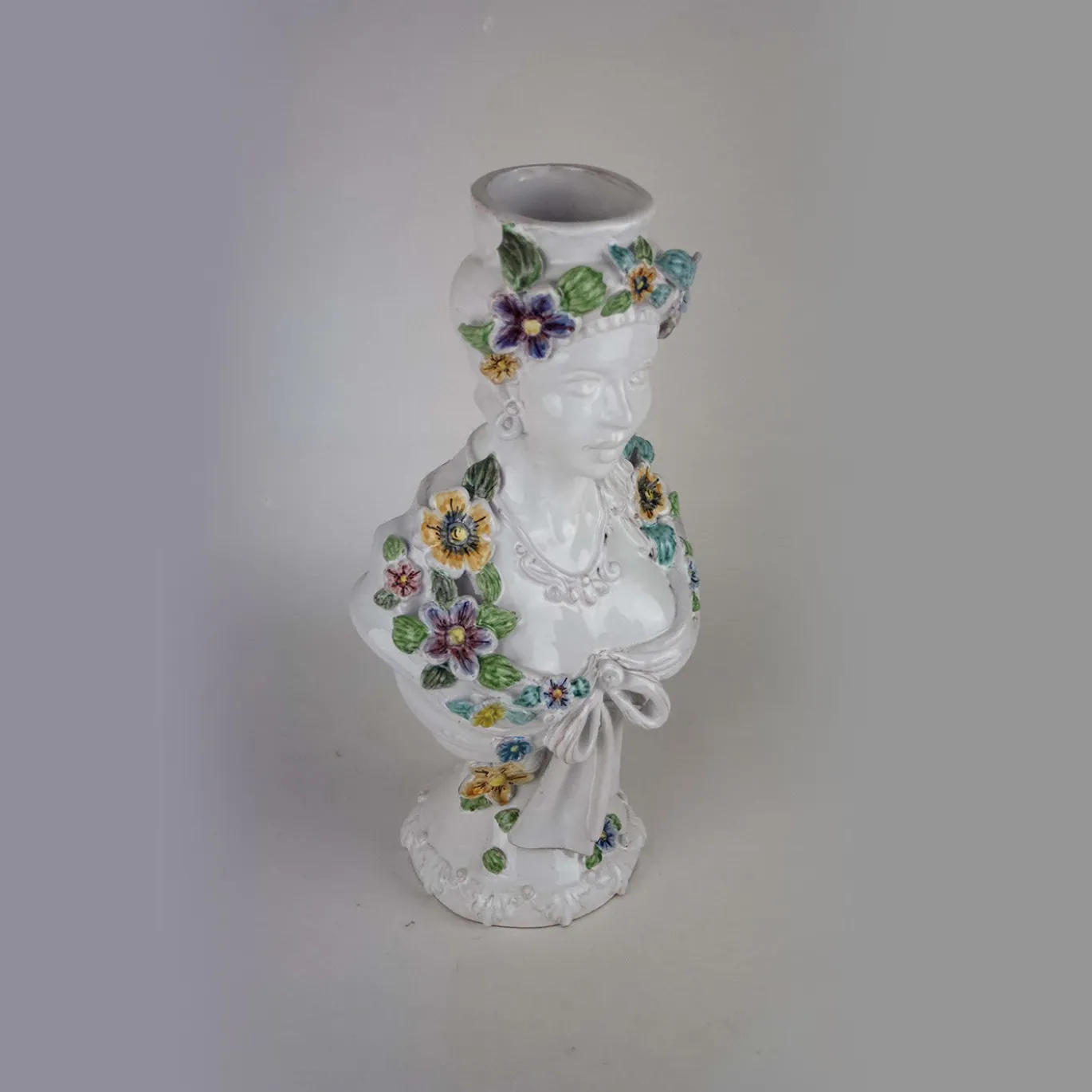 Busto di primavera in ceramica