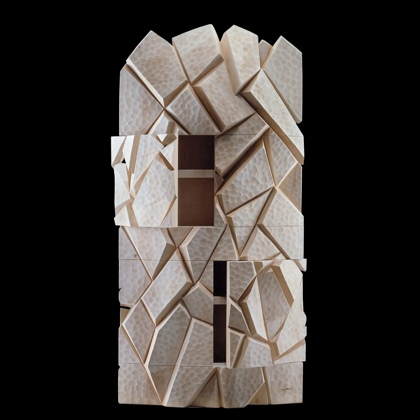 Cabinet Menhir