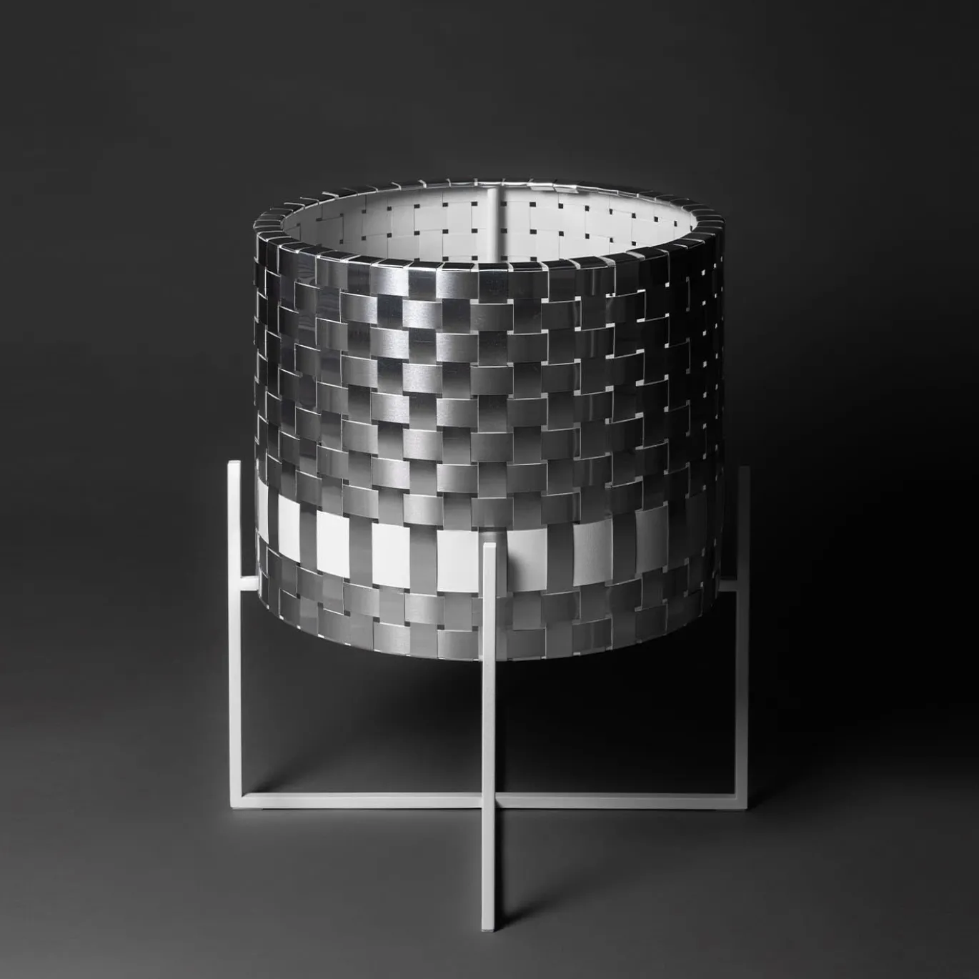 Cachepot in metallo argentato Galatea