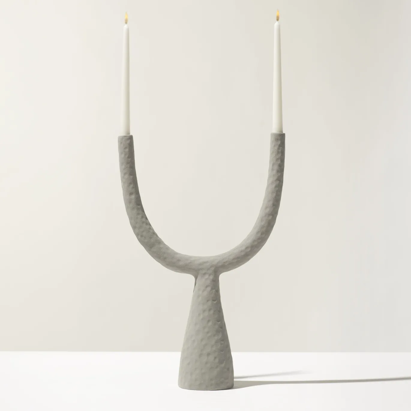Candelabro Delta in ceramica antracite opaco