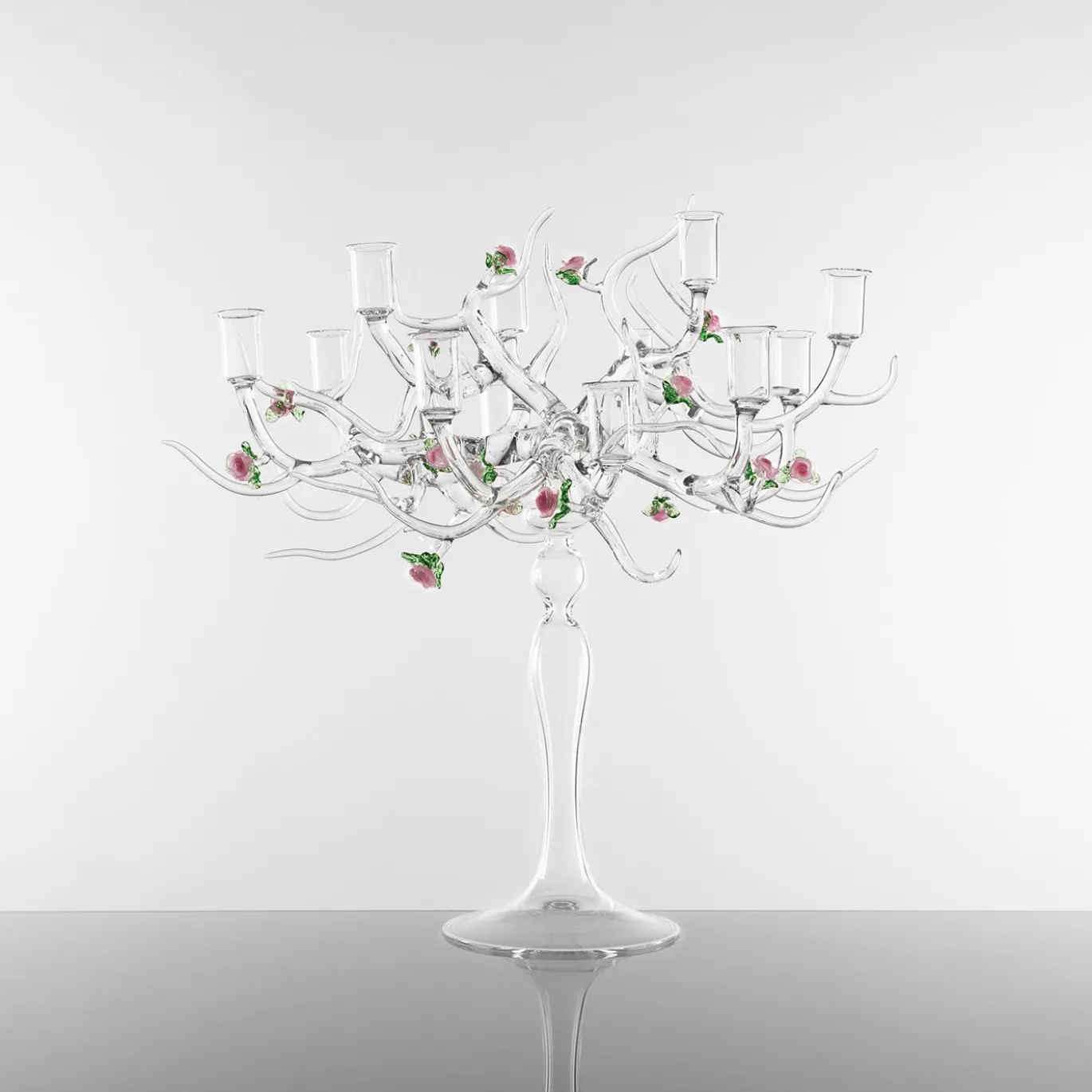 Candelabro Rose in Vetro con Dettagli Floreali
