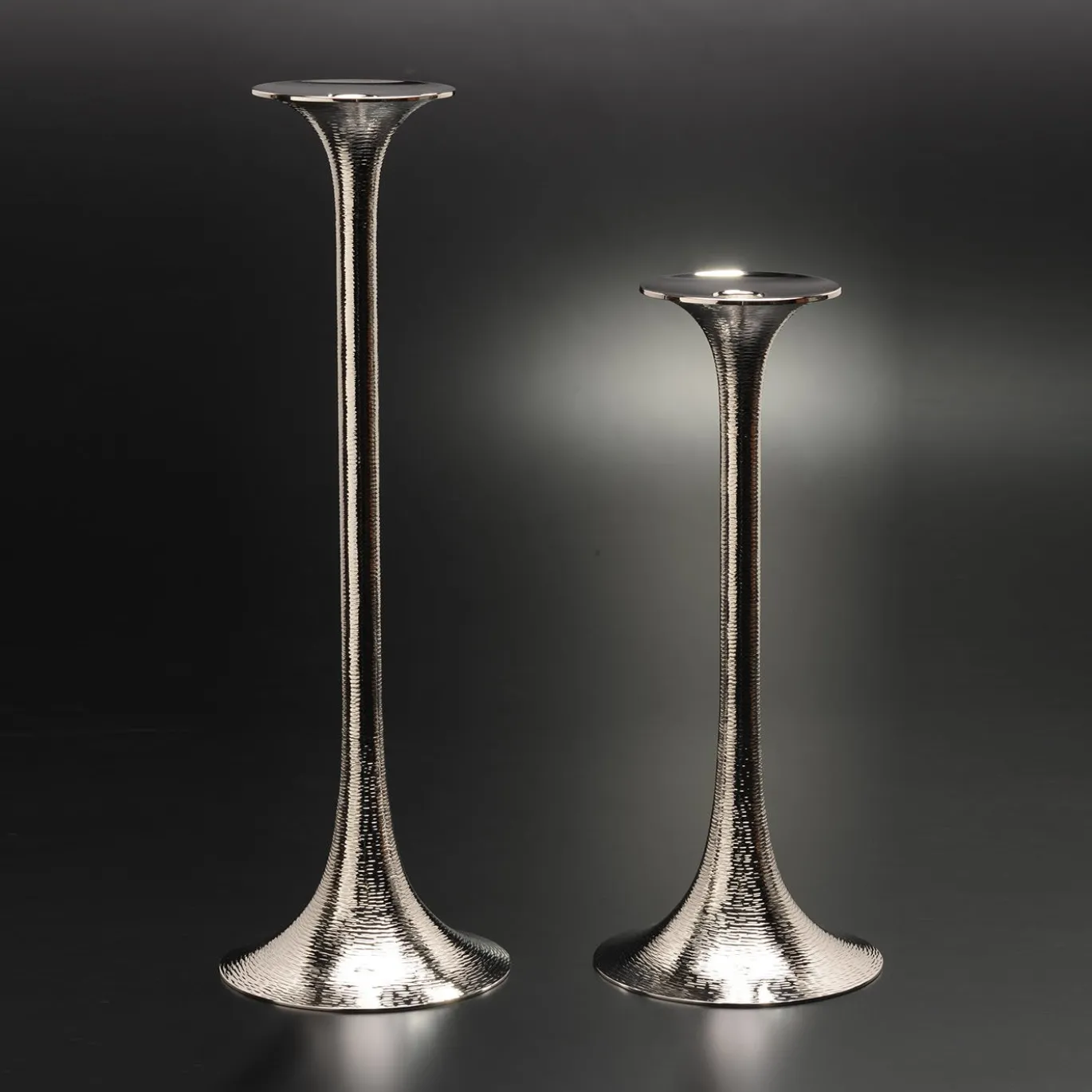 Candeliere / Vaso d'argento Madurai