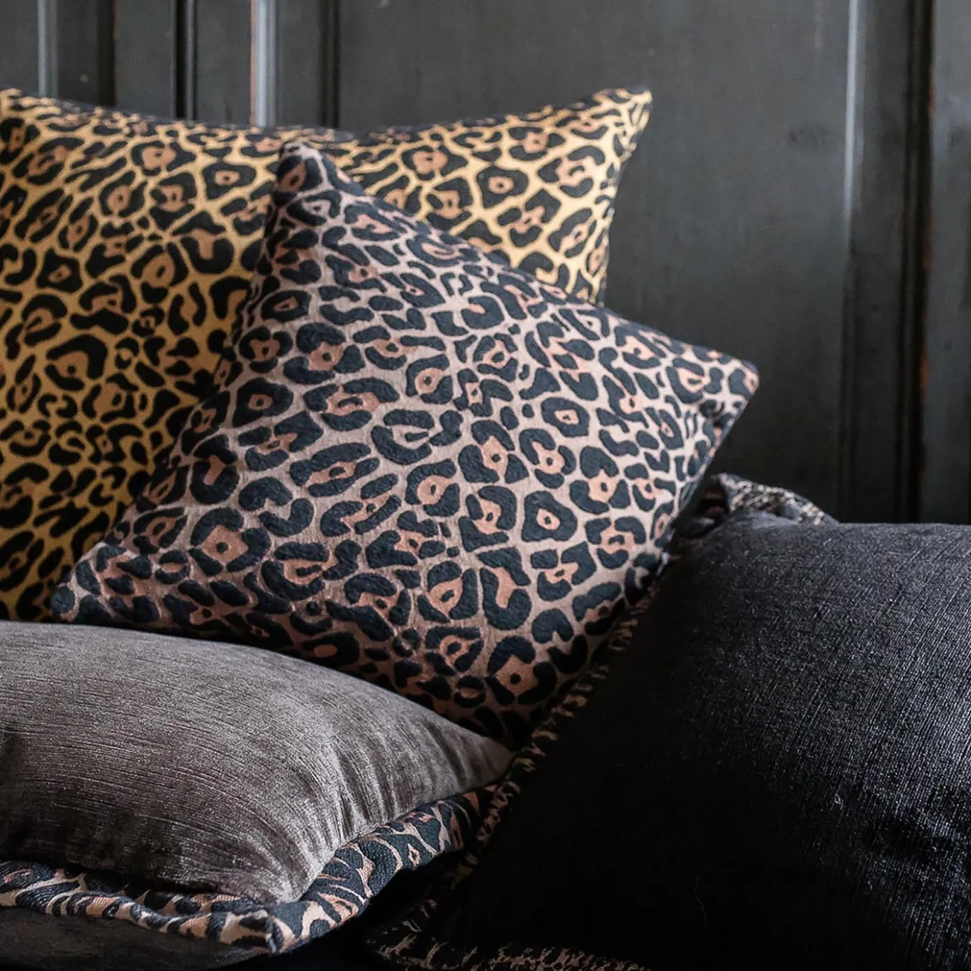Carrè Leopardato Cuscino Quadrato con Motivo