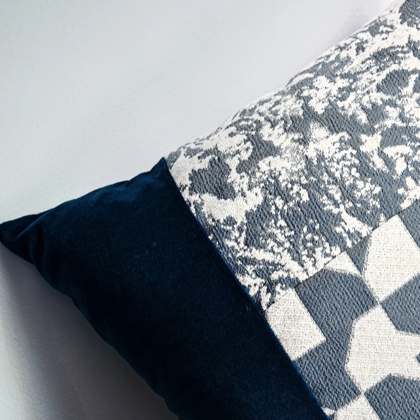 Carré T Blu Pied-de-Poule Cuscino Quadrato