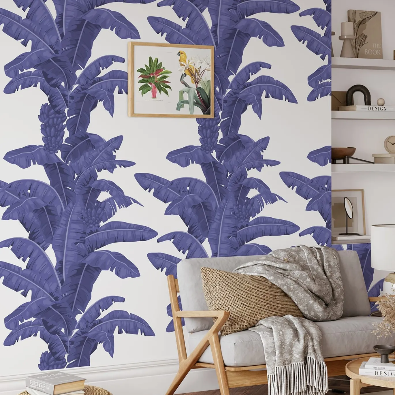Carta da parati blu con foglie tropicali