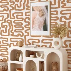 Carta da Parati Boho a Labirinto in Toni Nocciola e Bianco
