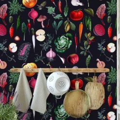 Carta da Parati Vintage Nera con Verdure per Cucina