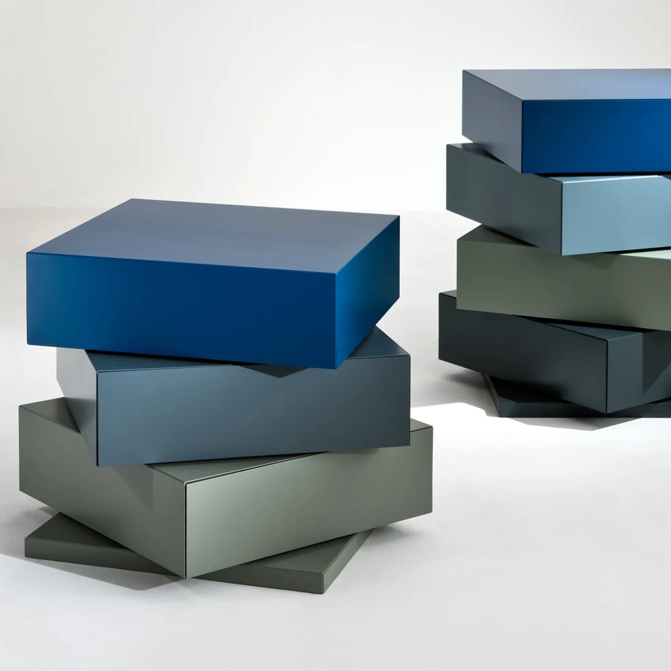 Cassettiera girevole Cubick di Paolo Nicolò Rusolen