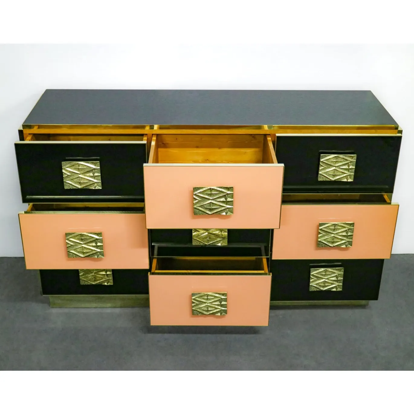 Cassettiera in ottone e legno