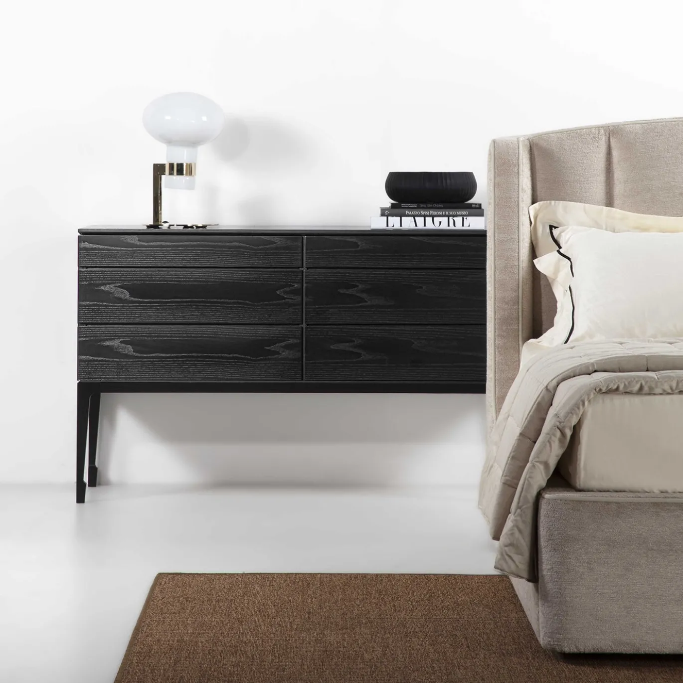Cassettone Taisha Nero in Legno