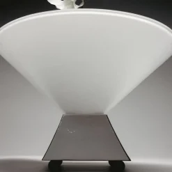 Centrotavola Alegria in ottone argentato con ciotola in vetro opalino bianco