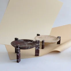 Centrotavola Block Stand basso in Marmo Travertino e Rosso Lepanto