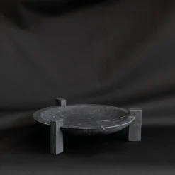 Centrotavola Block Stand basso in marmo Nero Marquina