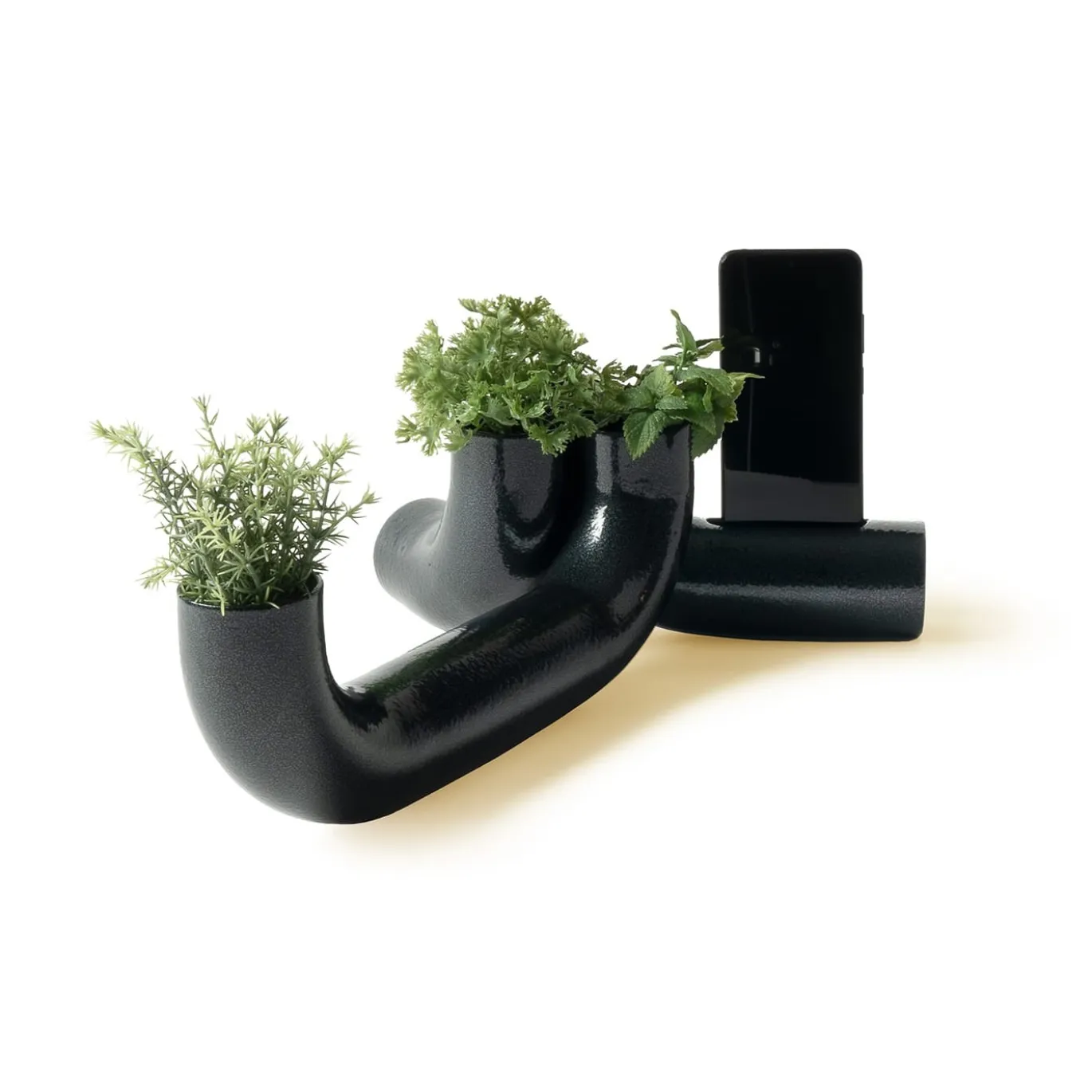 Centrotavola Impianto Black di Omar Hannachi