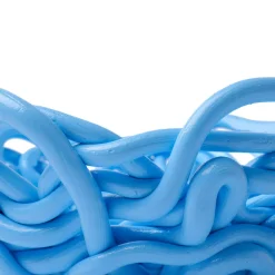 Cesto centrotavola Tutti Frutti II medio in resina azzurra di Gaetano Pesce