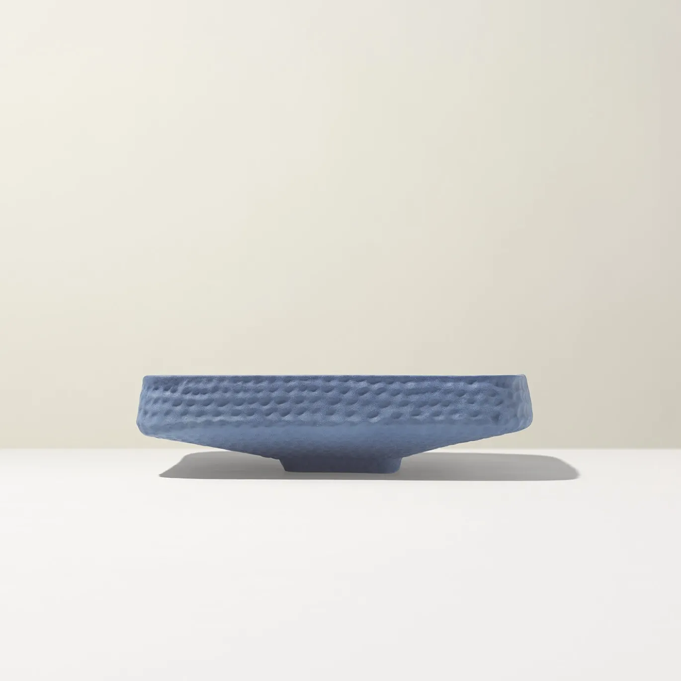 Ciotola bassa Battuti Sky Blue di Andrea Anastasio