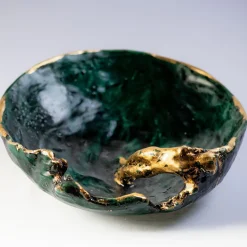 Ciotola centrotavola Verdigris e oro di Fusione D'Amore