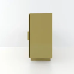Comò minimalista V in legno laccato giallo