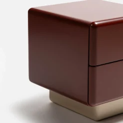 Comodino Brick NL in legno laccato Rosso Amarone e Bianco Fumè
