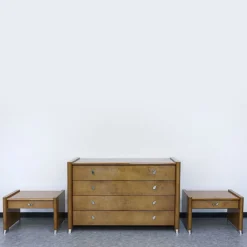 Comodino in pelle di capra vintage