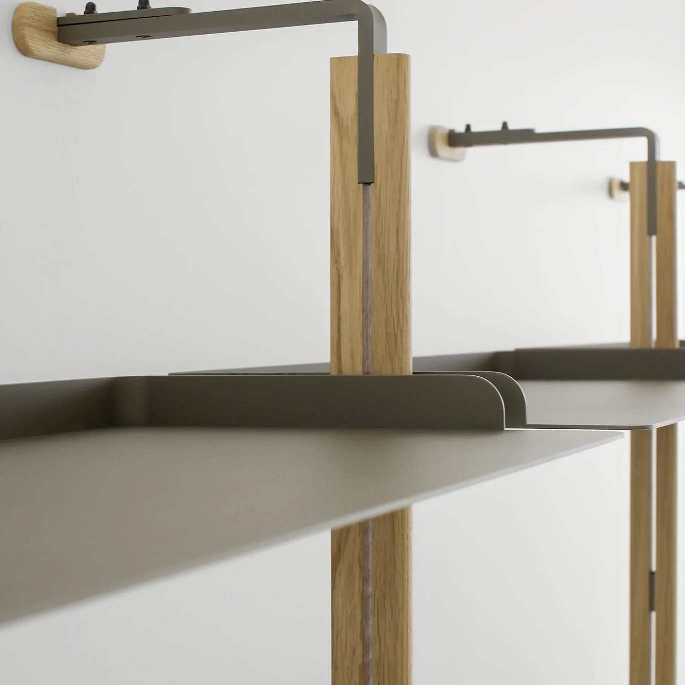 Composizione a parete in legno massello di rovere Galaxy