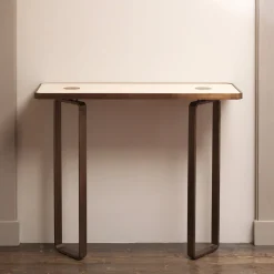 Console a muro Domino di Ciarmoli Queda Studio