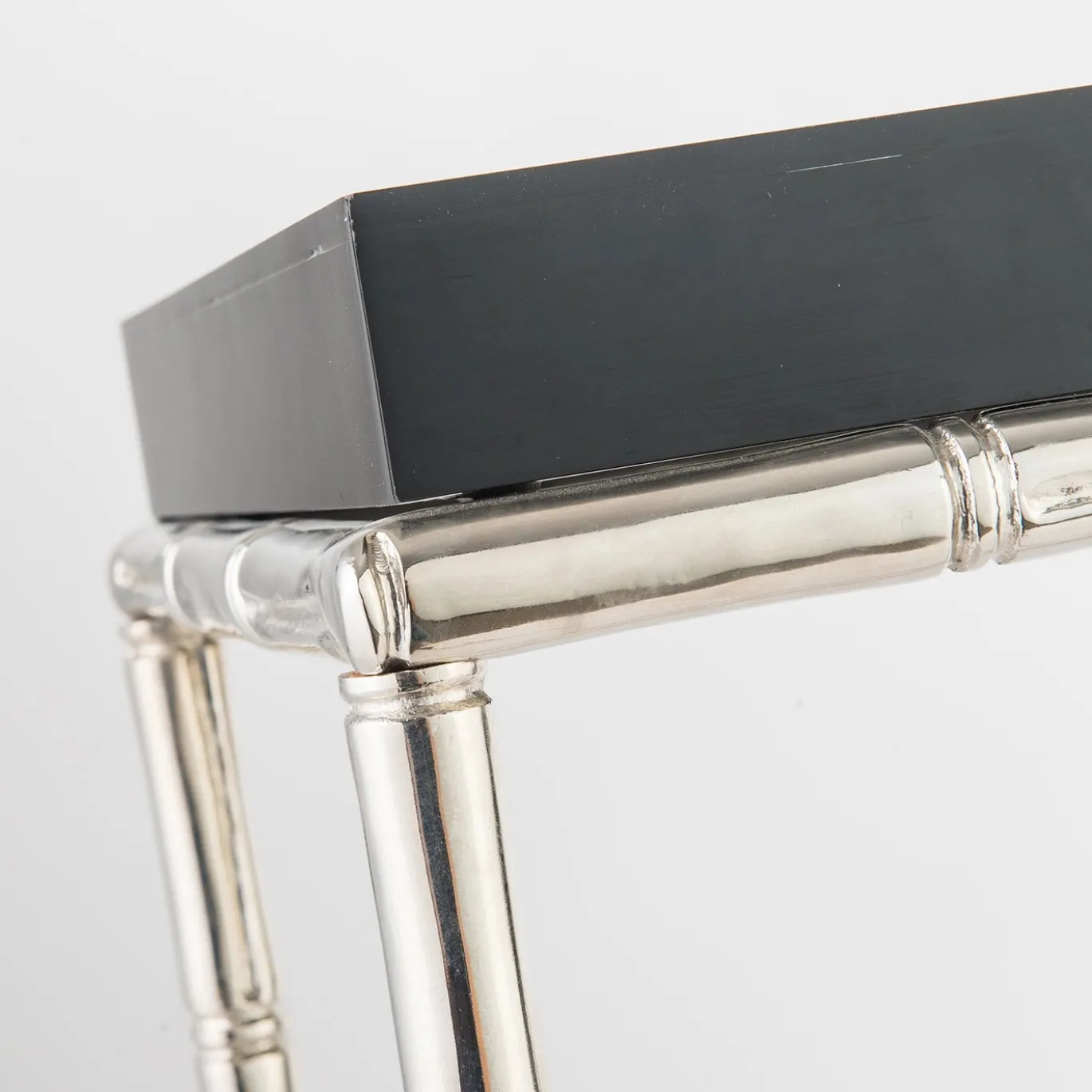 Console Bamboo