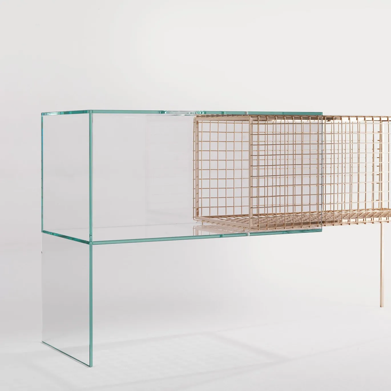 Console Debeam di Debonademeo