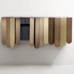 Console in ottone Xilo 150 di Design Delineo Design Studio