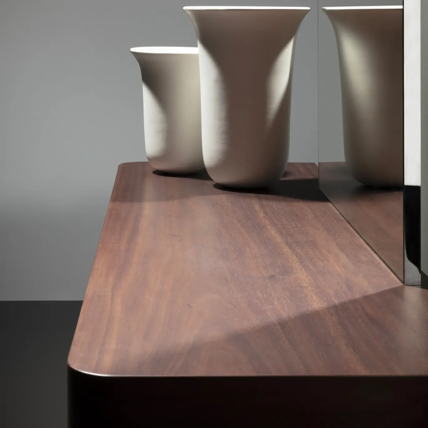 Console Reflects di Sam Baron