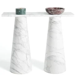 Consolle Inside Out White Arabescato di Karen Chekerdjian