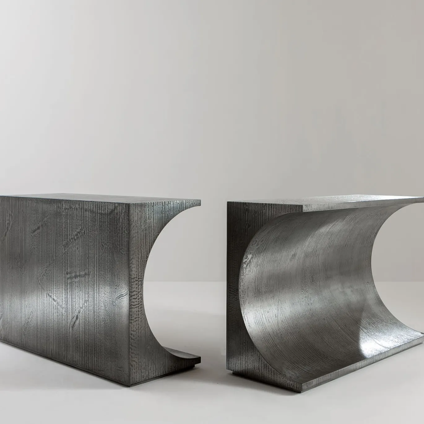 Consolle Tube in Metallo Grigio