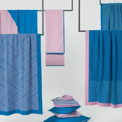 Coperta Biella in pelle blu e rosa