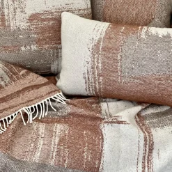 Coperta Graffiti con frange marrone e beige