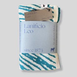 Coperta Tratto Bio Teal & White di Emilio Salvatore Leo