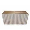 Credenza a 4 ante a righe Md2 di Meccani Studio